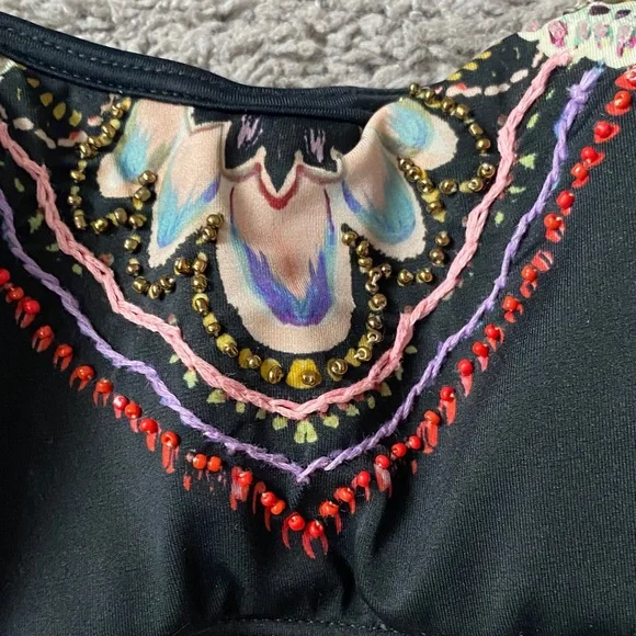 Pilyq San Sebastián Black Bikini with Vibrant Embroidery - Picture 5 of 16